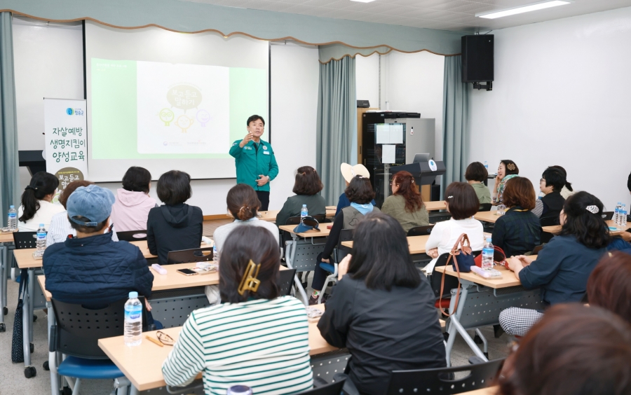 청송군, 노인맞춤돌봄서비스 통한 산불피해 독거노인 돌봄 강화 추진.jpg